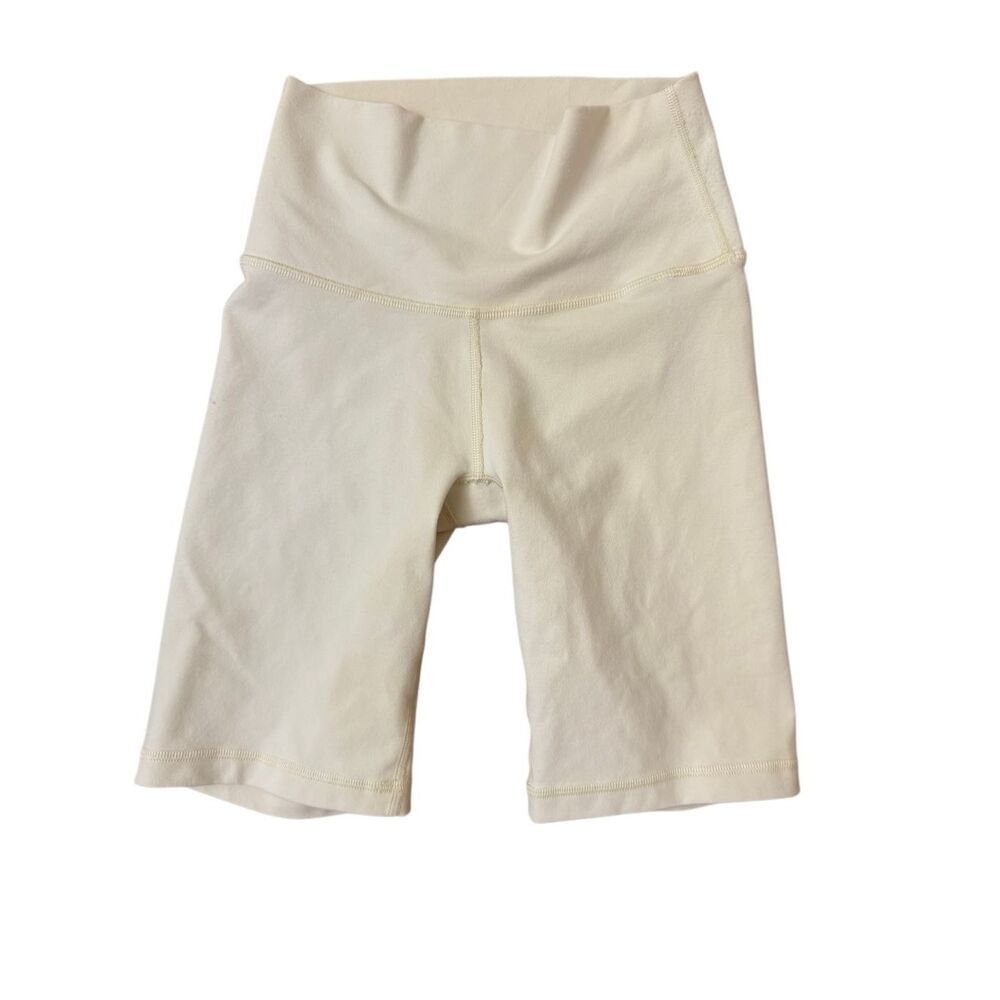 TNA Aritzia Cream White Knee Length Biker Shorts Size XS